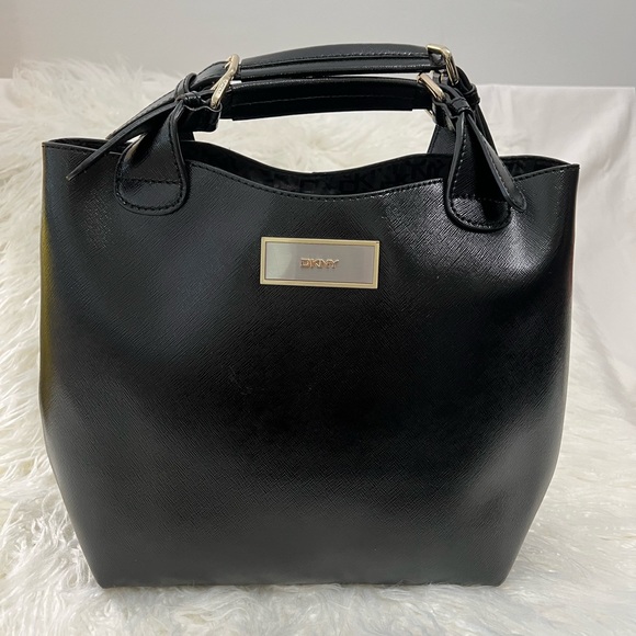 Dkny Bags Dkny Black Saffiano Leather Bucket Bag Crossbody With